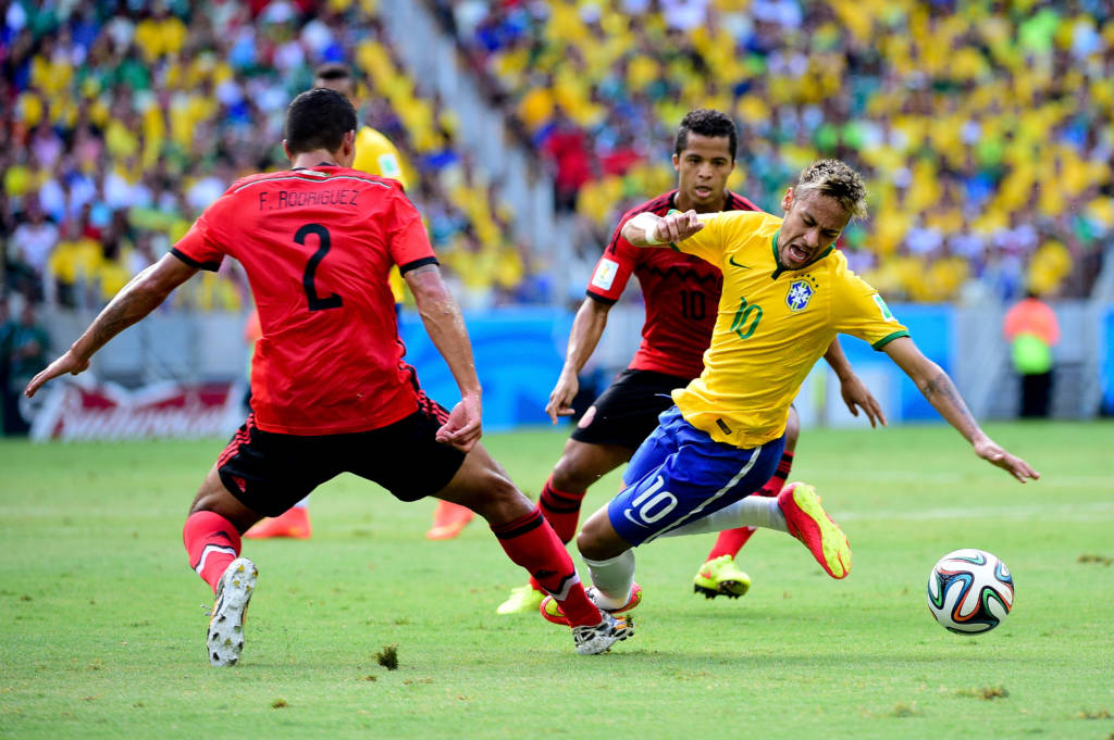 VANTAGEM: Brasil nunca perdeu para a seleção do México na história das Copas do Mundo