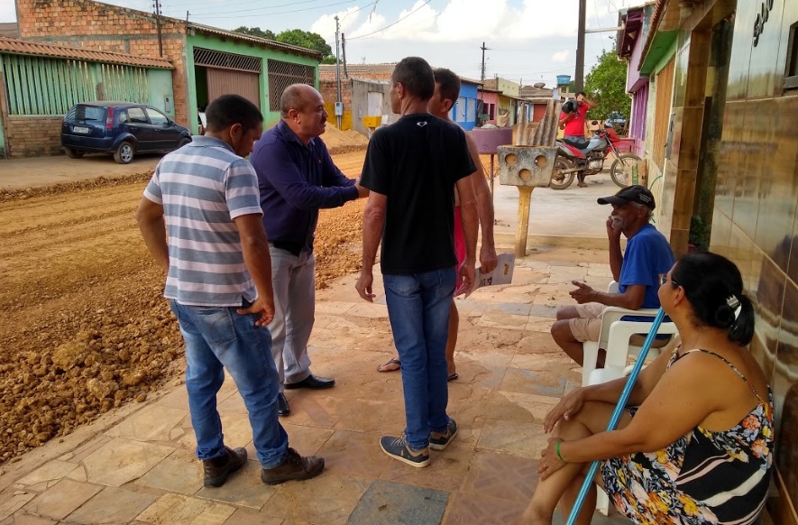 DEDICAÇÃO: Vereador Da Silva do SINTTRAR fiscaliza serviço de infraestrutura no bairro COHAB