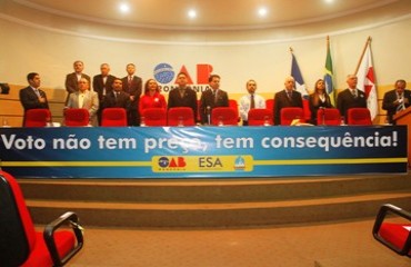 ATO CÍVICO NA OAB - Candidatos garantem respeito à ética na campanha e depois