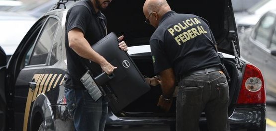 Operação ligada à Lava Jato, PF cumpre mandados de prisão