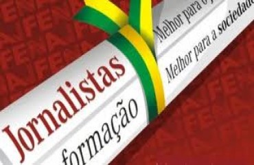 Senado aprova PEC sobre exigência de diploma para jornalistas e projeto sobre aposentadoria de garçons