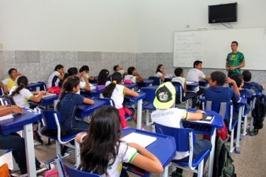 Escolas estaduais ainda têm 38 mil vagas disponíveis