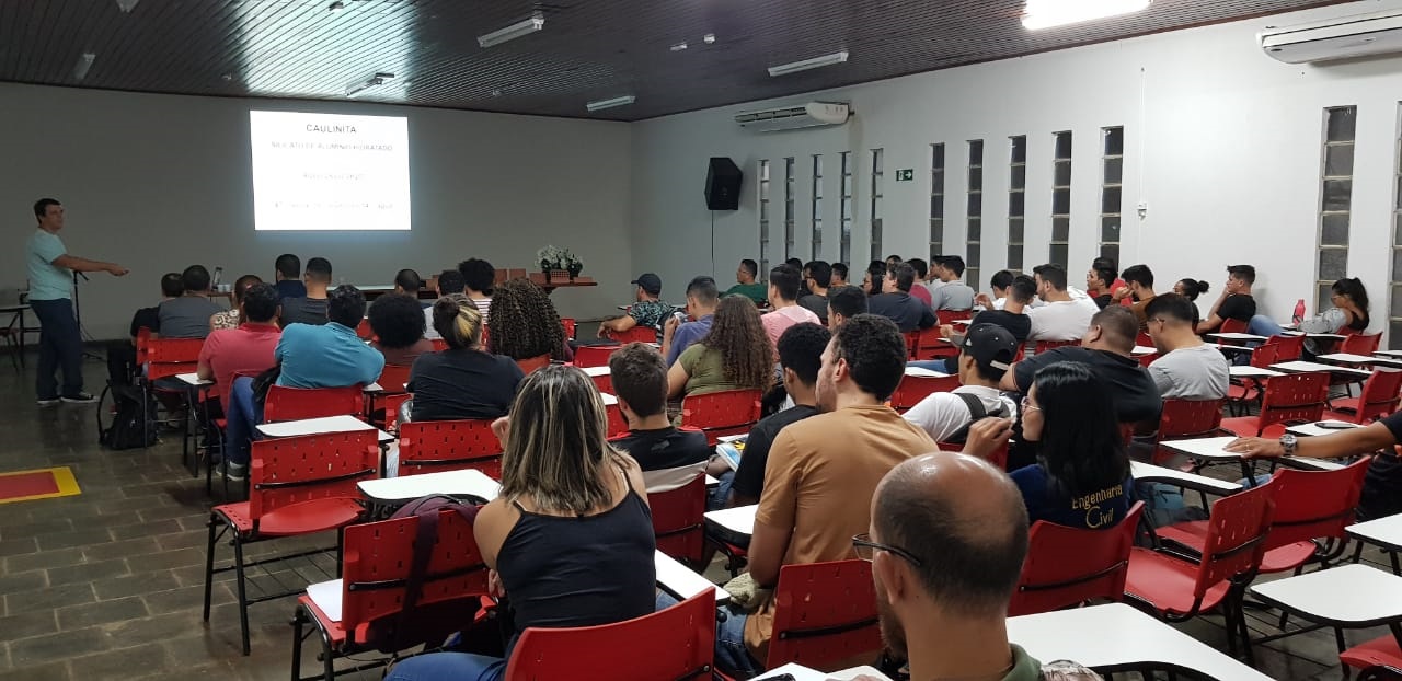 UNESC: Palestra aborda cadeia produtiva, materiais cerâmicos e fontes renováveis de matéria prima