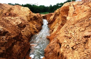 DENÚNCIA – Moradores do bairro Nacional e São Sebastião II são assaltados diariamente na “PONTE DAS 19” – Confira fotos e vídeo