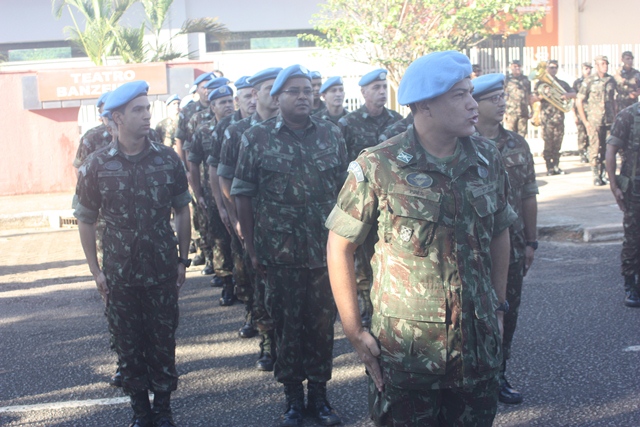 CAPACETES AZUIS: Exército homenageia militares envolvidos em ações humanitárias