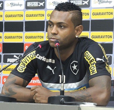 Ex-jogador do Botafogo, Jobson é transferido para presídio
