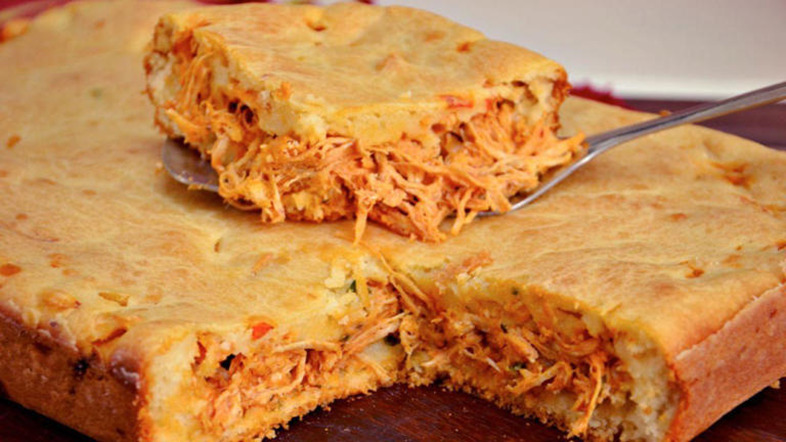 DELÍCIA: A melhor torta de frango com receita que fica pronta em pouco tempo
