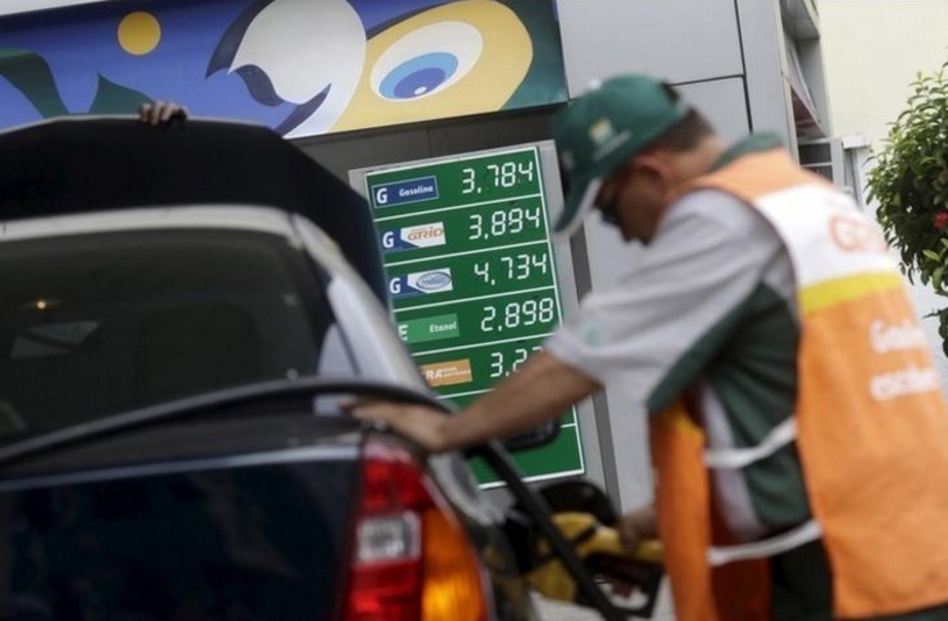 Petrobras reajusta hoje preço médio da gasolina e do diesel nas refinarias