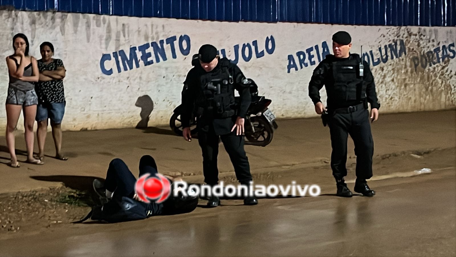 URGENTE: Motorista de Gol avança cruzamento e atropela motociclista 