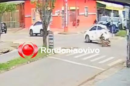 SINAL FECHADO: Vídeo mostra grave acidente que deixou motociclista ferido em avenida 