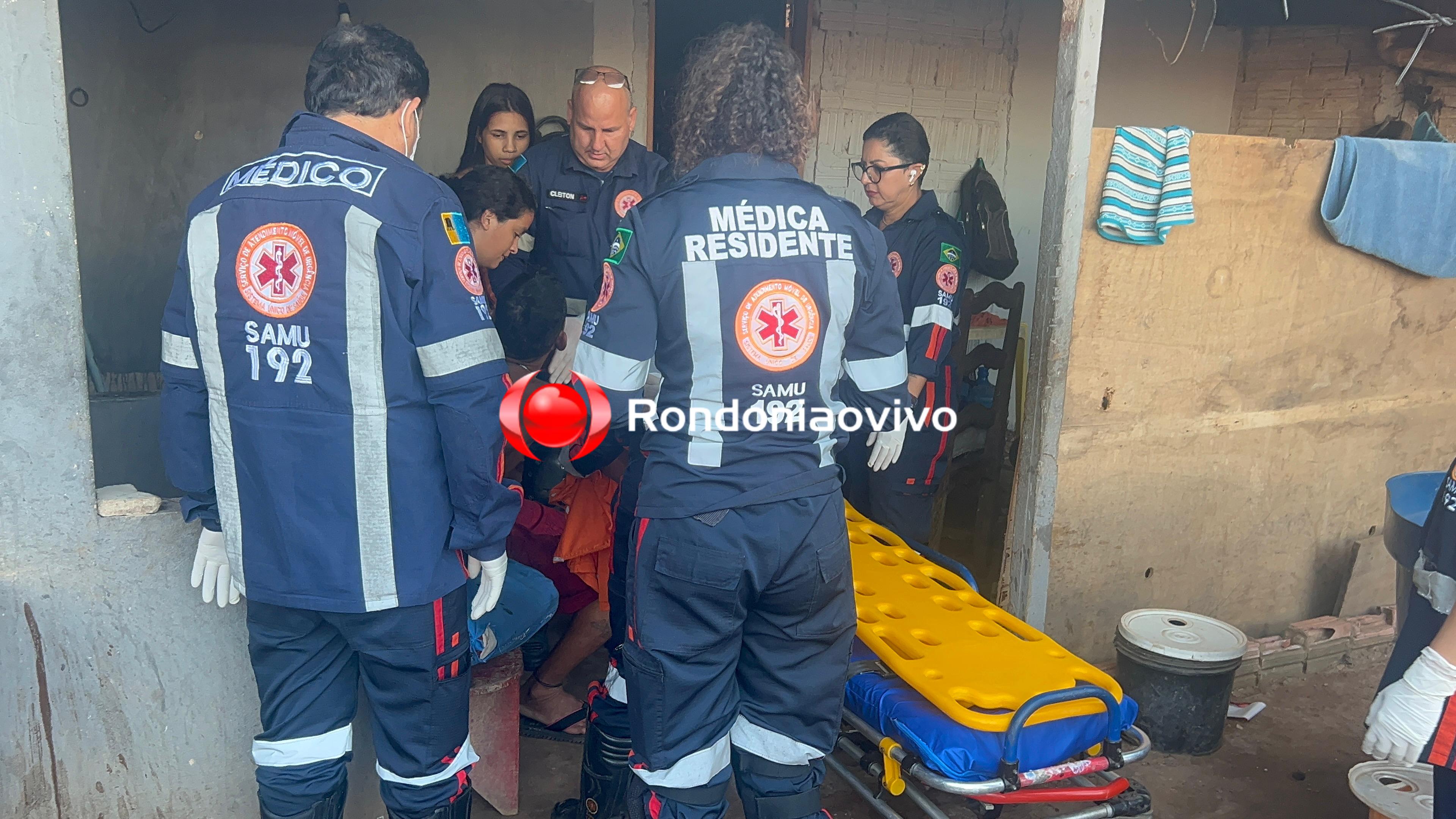 VÍDEO: Homem é atacado próximo do olho durante bebedeira com 'amigo'