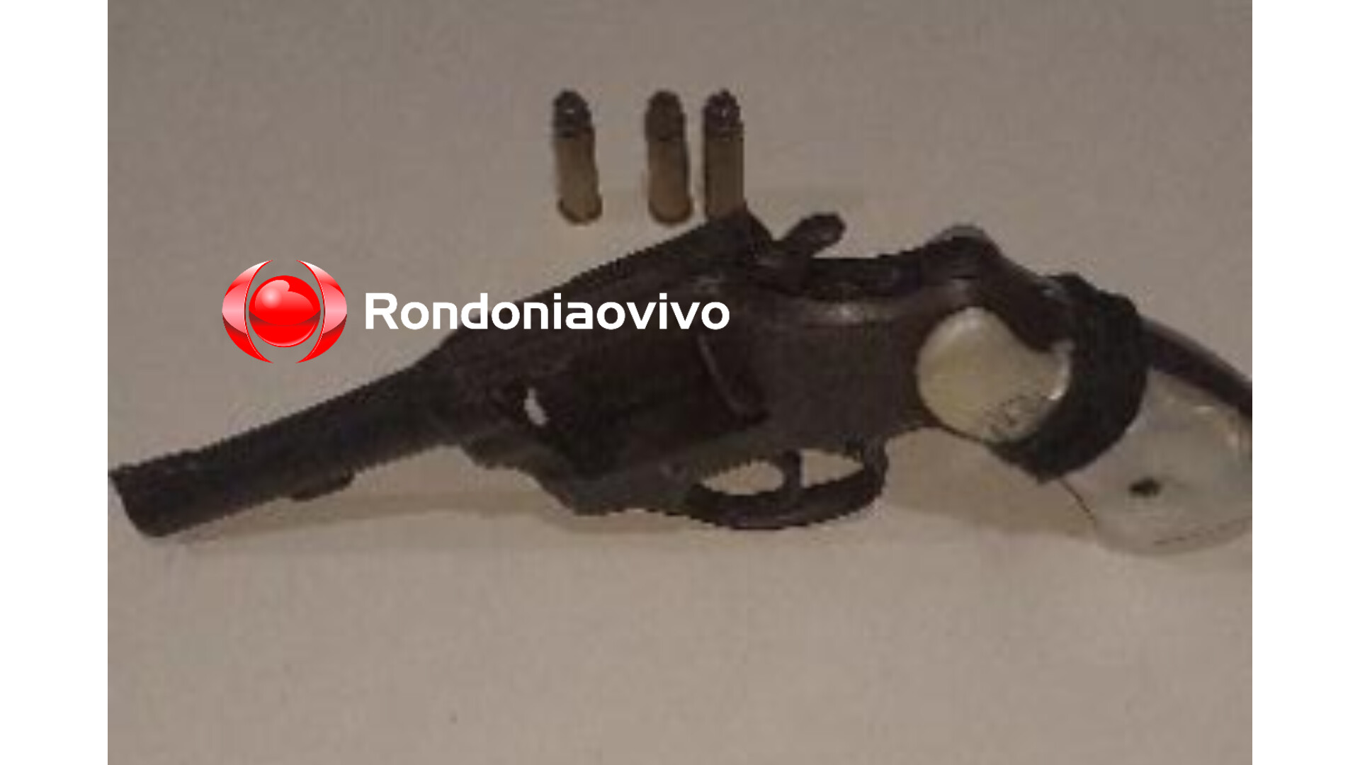 NO CENTRO: Membro do CV é flagrado armado em estacionamento de boate 