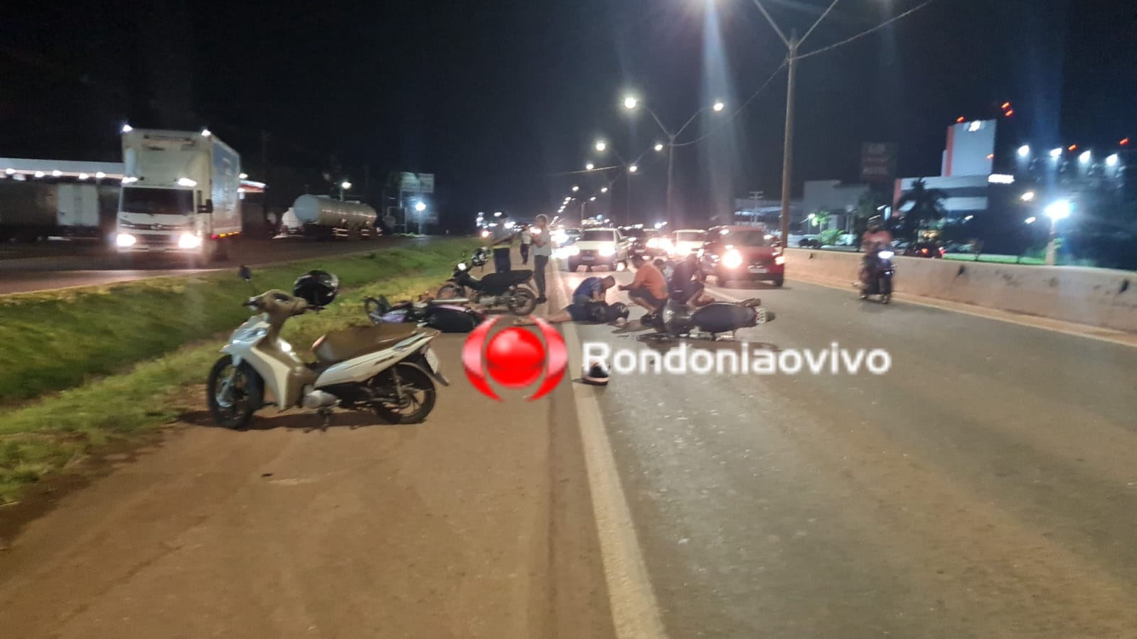 URGENTE: Mulheres ficam gravemente feridas após acidente na BR-364 