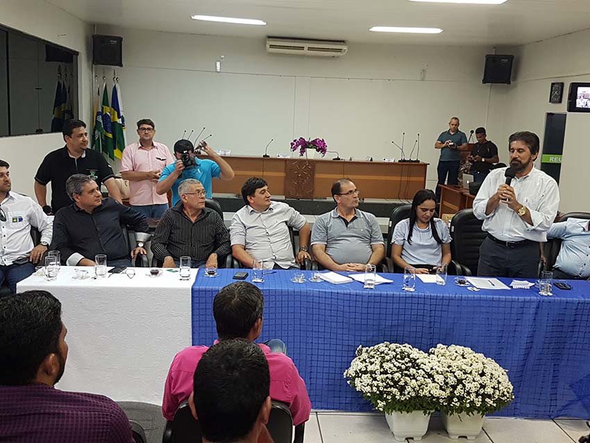 Senador Raupp participa de inaugurações de postos da Jucer