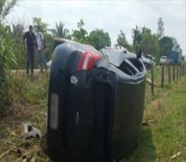 Juíza tomba carro que conduzia na RO-383