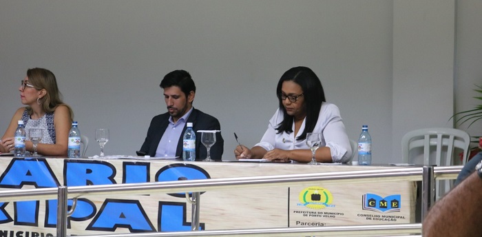 ENCONTRO MUNICIPAL: Joelna Holder participou do 2º Seminário para profissionais da educação