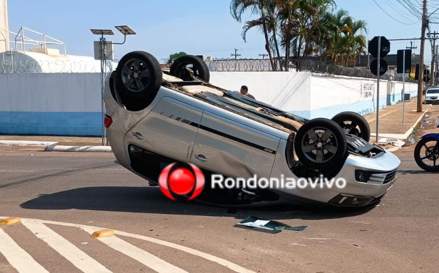 URGENTE: Batida entre carros resulta em capotamento na Duque de Caxias
