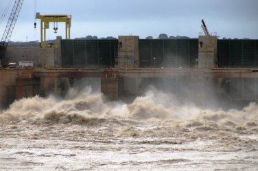 ALERTA - Cheia faz ONS desligar usina do Rio Madeira