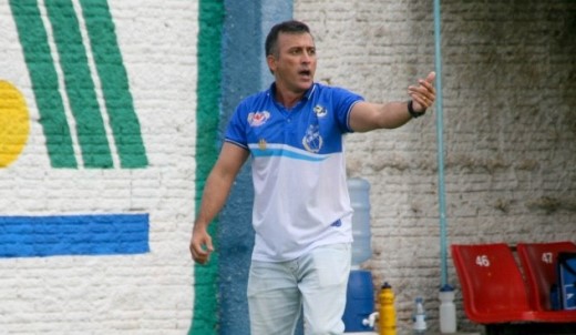 VEC confirma acerto com o técnico Fábio Luiz