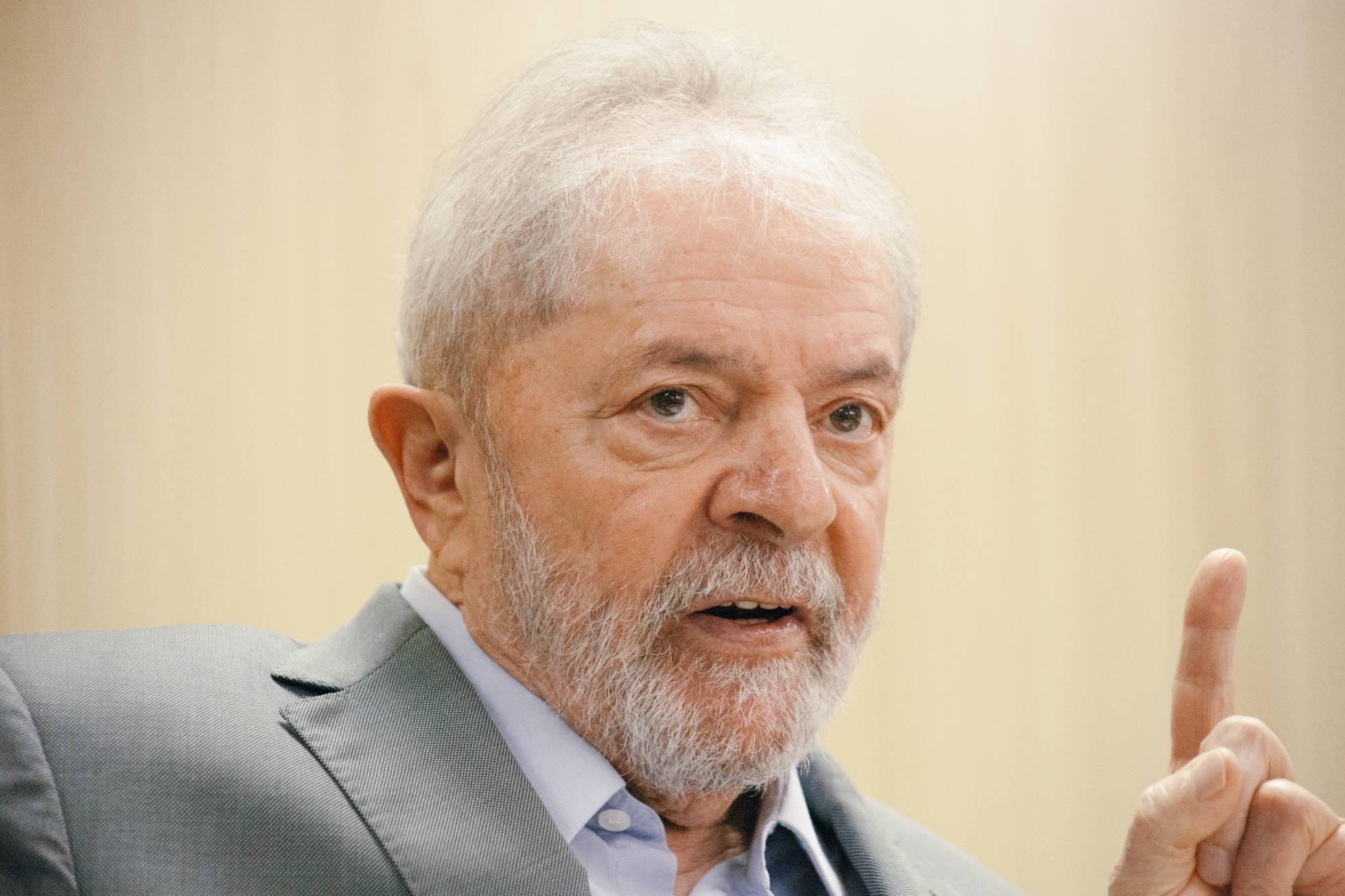 DECISÃO: MPF diz ao STJ que Lula pode ir para o regime semiaberto