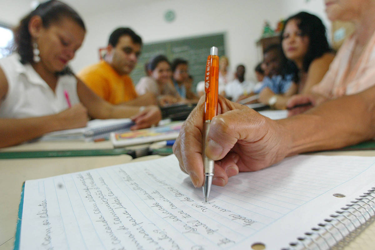 EMPREGO: Prefeitura de município de RO anuncia concurso para área da educação