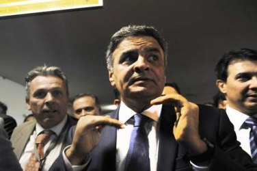 “Eu perdi a eleição para uma Organização Criminosa”, diz Aécio Neves