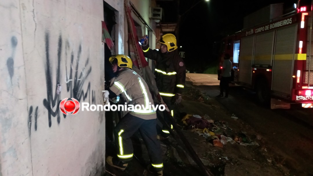 VÍDEO: Ocupantes de carro atiram em adolescente e incendeiam residência no Centro