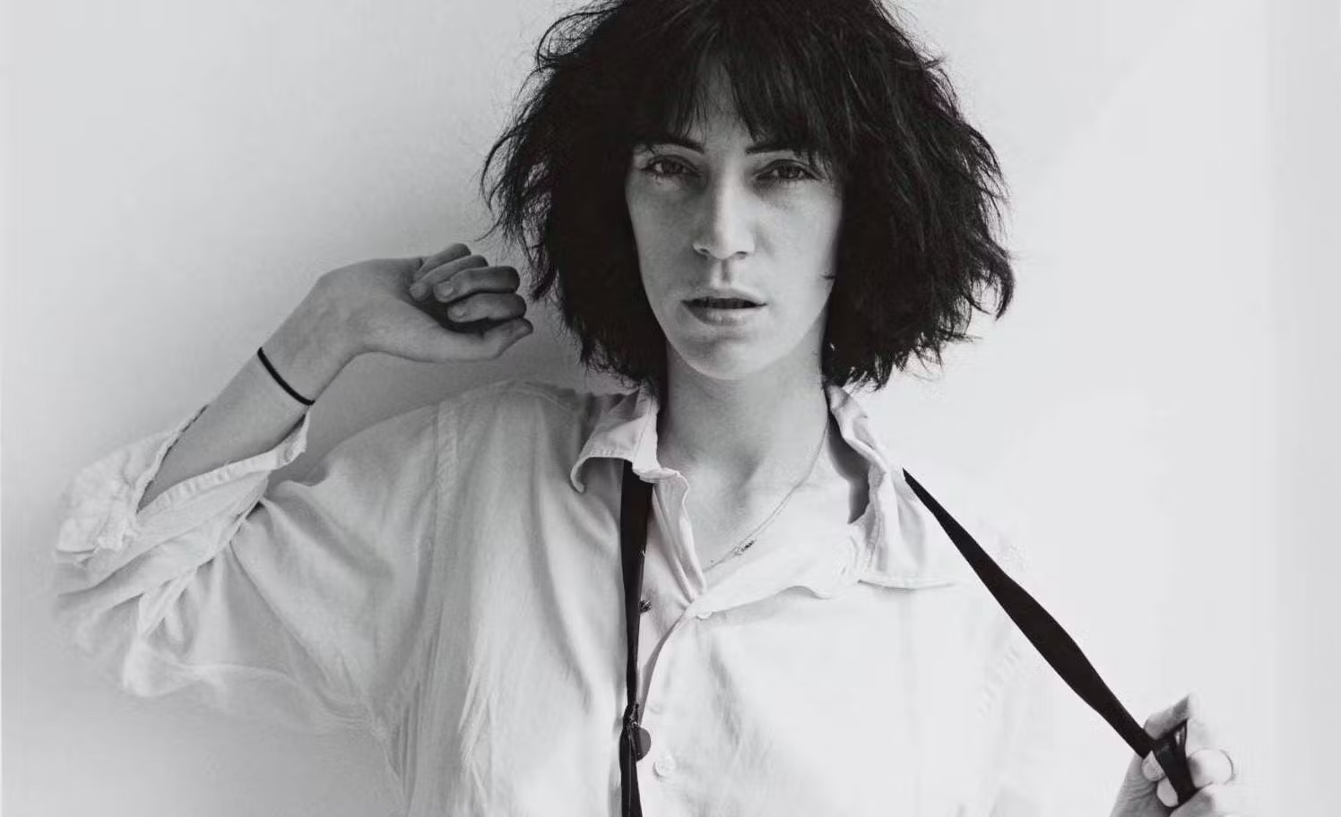 LENDA DO PUNK-ROCK: Patti Smith cancela show e é internada após mal estar