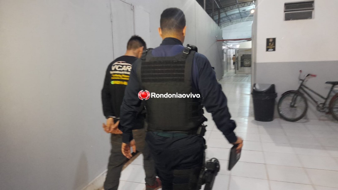 ABORDAGEM: Polícia faz buscas por assaltantes e dupla é flagrada armada em bicicleta