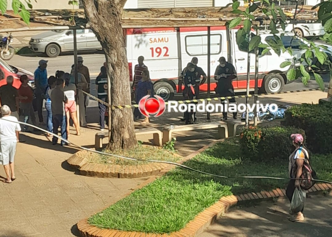 FULMINANTE: Mulher morre em banco de praça na região Central de Porto Velho