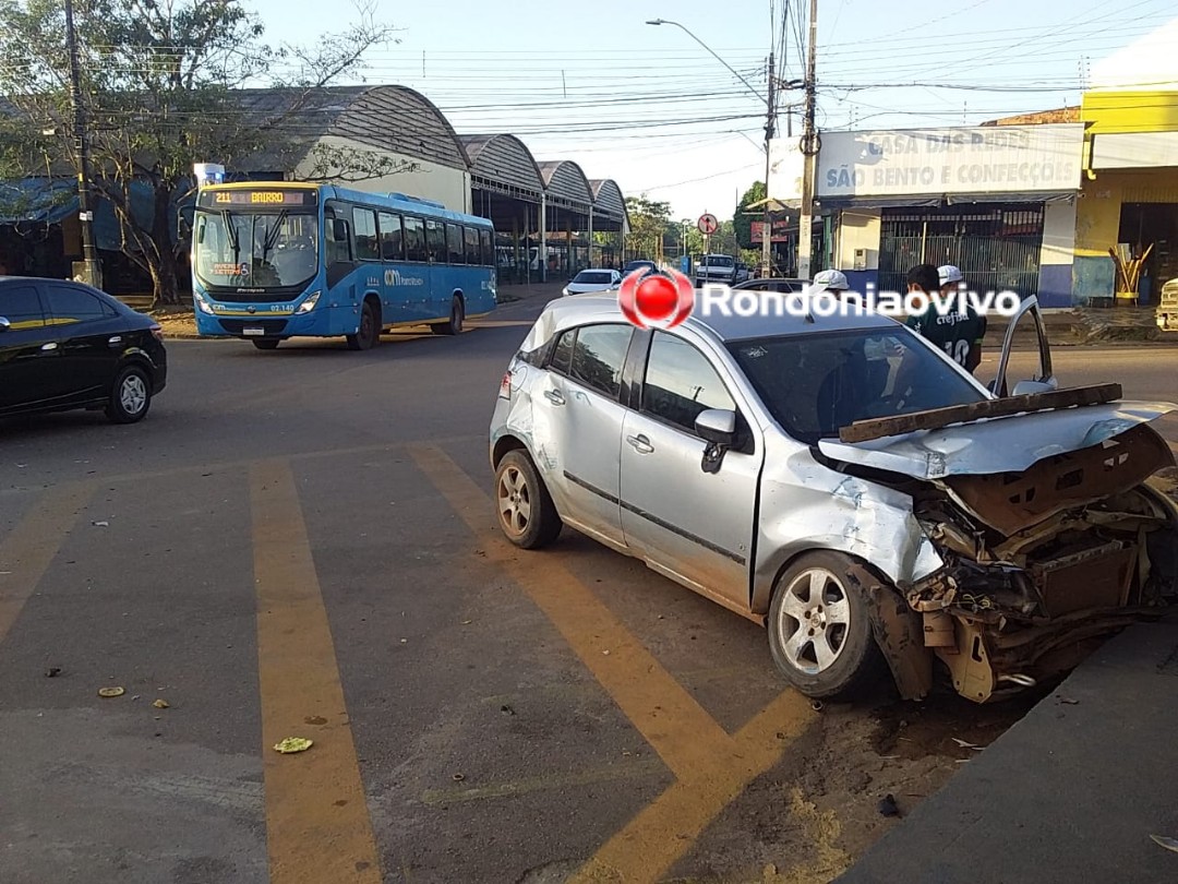 URGENTE: Motorista embriagado é preso após avançar preferencial e bater em ônibus 