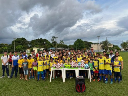 ESPORTE: Distritos do baixo Madeira recebem reposição de materiais esportivos 