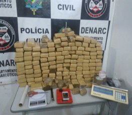 Denarc prende trio com quase 100 quilos de maconha enterrada