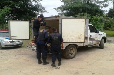 Mulher é encontrada morta no Rio Candeias