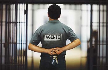 Alunos do curso de formação de agente penitenciário são presos por falsidade ideológica