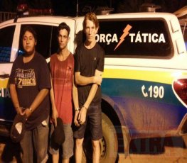 NO SUSTO – Força Tática prende traficantes em flagrante