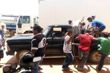 CHEIA – Clima permanece tenso em Nova Dimensão com o fechamento até do comércio - FOTOS