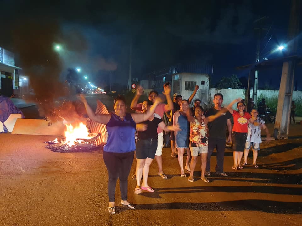 PROTESTO: “O prefeito é rico, não anda na periferia”, afirma manifestante na capital