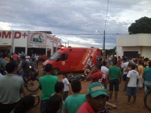 Motoqueiro sofre traumatismo craniano em grave acidente