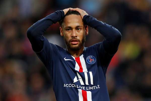 UM MÊS: Com lesão na coxa, Neymar desfalca PSG por quatro semanas