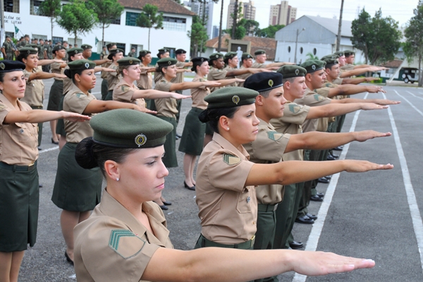 ATÉ R$ 10 MIL: Exército lança seleção para lotação em várias áreas