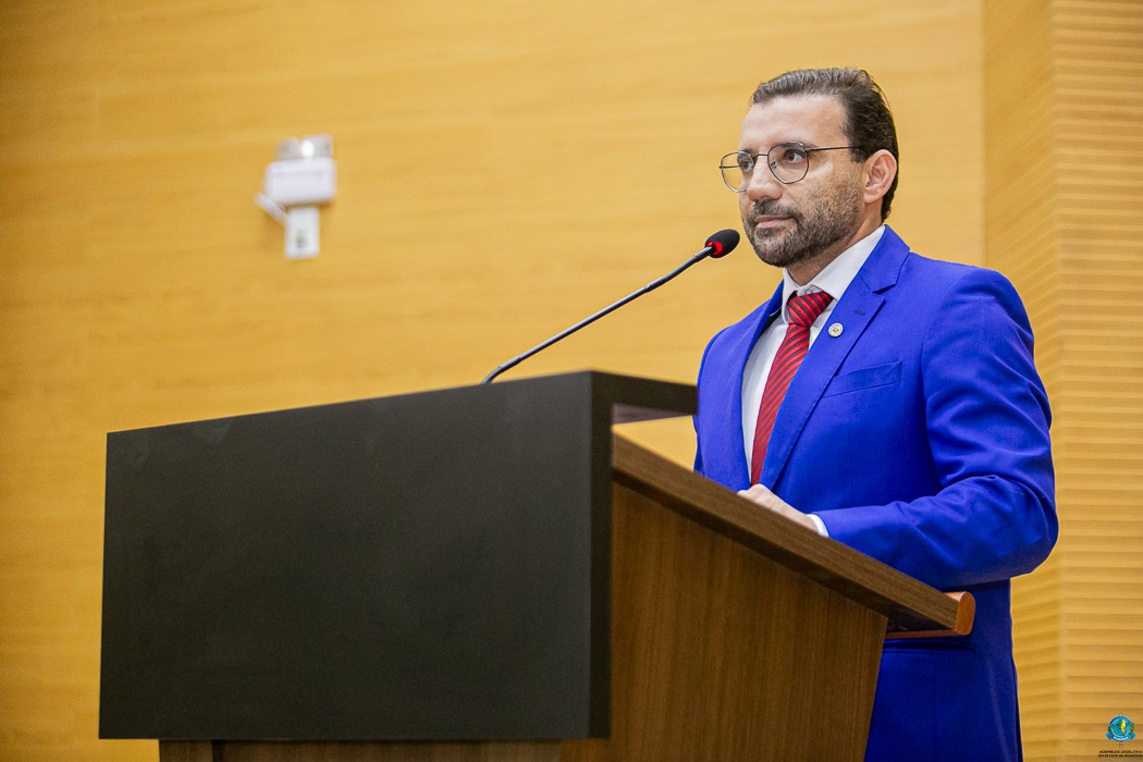 RIBEIRO DO SINPOL: Deputado relembra valorização salarial no Dia do Servidor Público