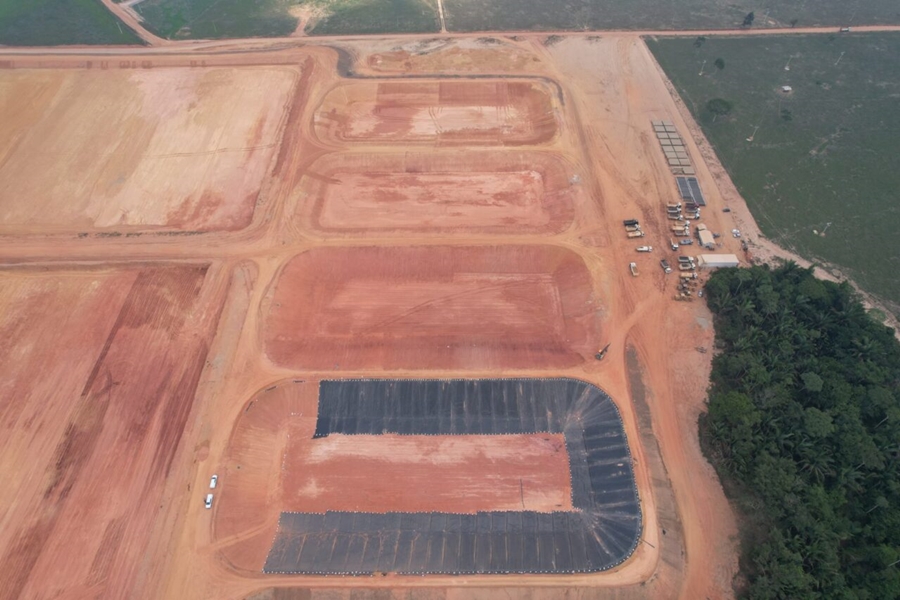 JI-PARANÁ: Obras seguem com a impermeabilização das lagoas de tratamento