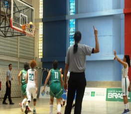 Equipes femininas de Rondônia estreiam com vitórias nos Jogos, em Brasília