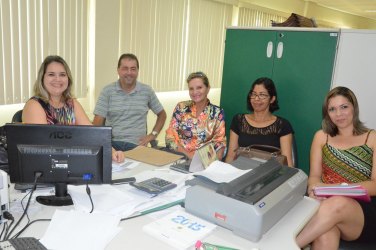 Equipe da coordenação do Bolsa Família realiza visita