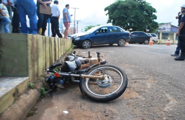 CENA DA CIDADE - Acidente interdita avenida Campos Sales no final da tarde desta quinta-feira (24) 