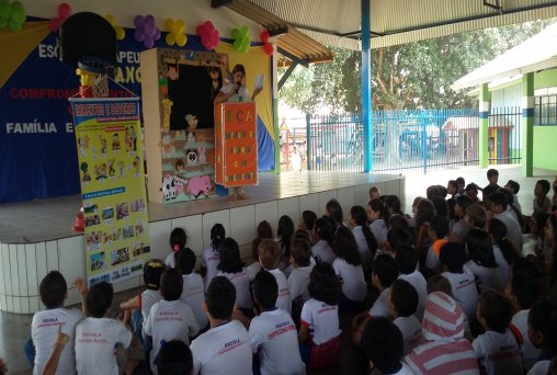 CREAS participa de comemorações na Escola Chapeuzinho Vermelho