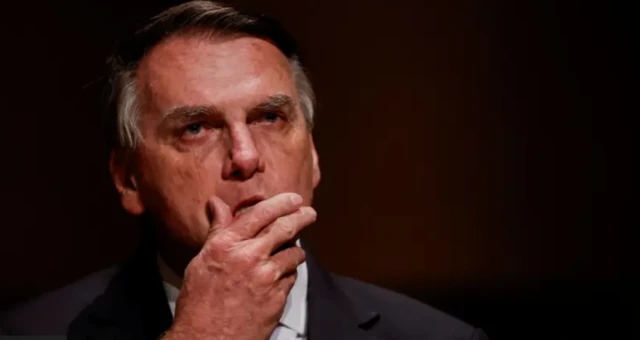 ATAQUE À DEMOCRACIA: PF indicia Bolsonaro e mais 36 por plano de golpe