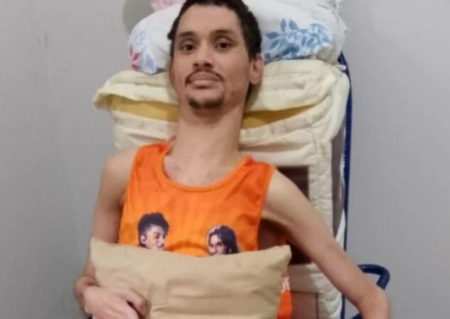 SOLIDARIEDADE: Jovem tetraplégico pede ajuda para tratamento inovador após acidente grave