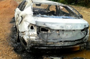 HORROR - Polícia encontra corpo carbonizado dentro de automóvel na BR 319